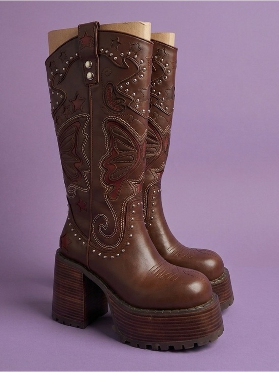 Dolls Kill Shoes - Dolls Kill x Bratz - The Wild West Platform Boots - Brown